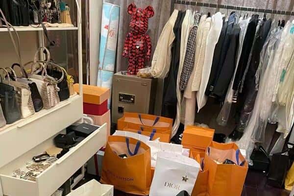 洛阳嵩县回收一线品牌衣服